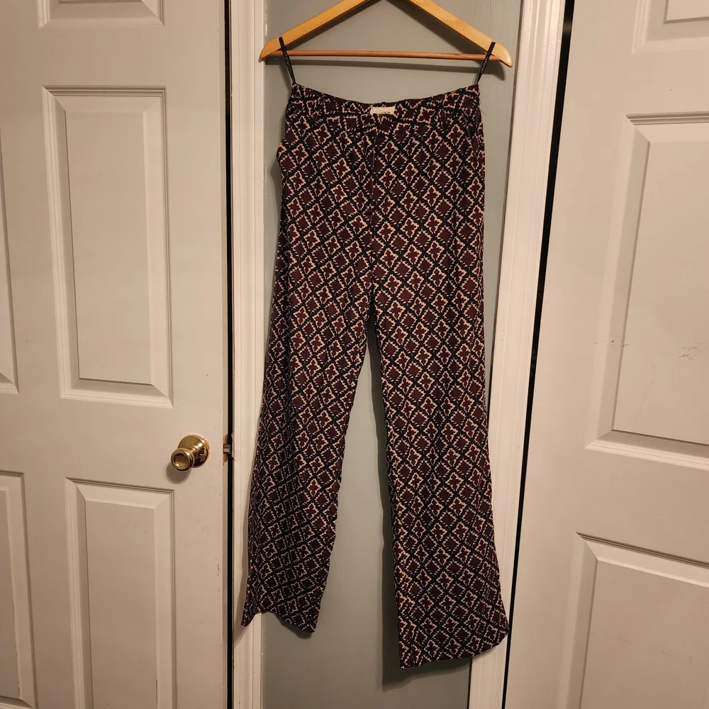 Geometric Patterned Pants - Picture 1 of 4
